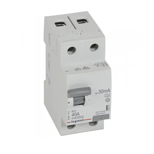 Interrupteur DIfferentiel Bipolaire 2P LeGrand, RX3 40A 30mA, Type AC, Travaux de Construction, Bâtiment et électricité