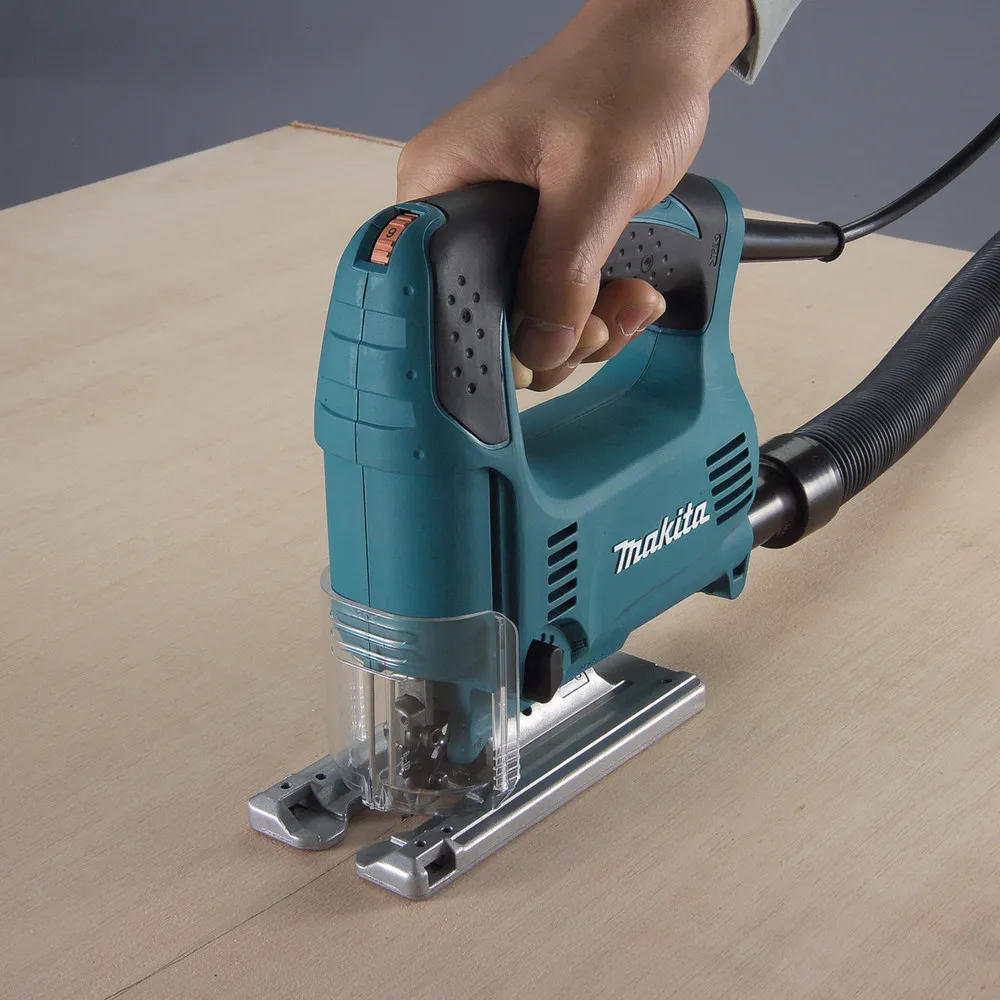 MAKITA Scie Sauteuse 4329K 450 W, Mouvement Pendulaire à 3 Positions, Grande Précision de Coupe, Raccordement à Aspirateur Possible